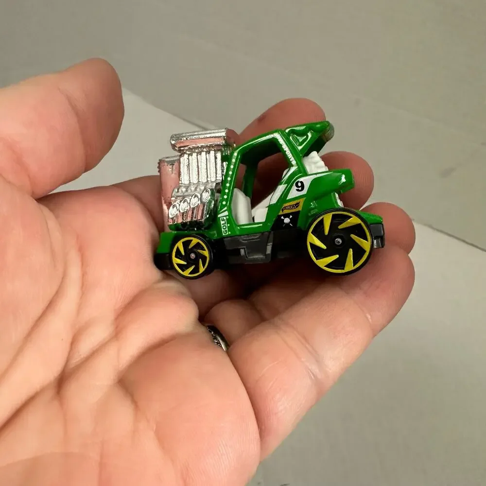 Tee'd Off 2 2014 Mattel Hot Wheels Green Golf Cart Diecast Car Vehicle